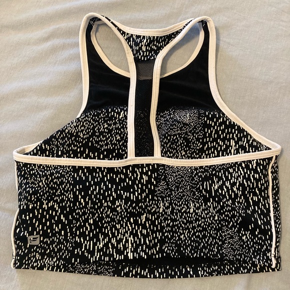 Fabletics Sports Bra - Picture 2 of 3